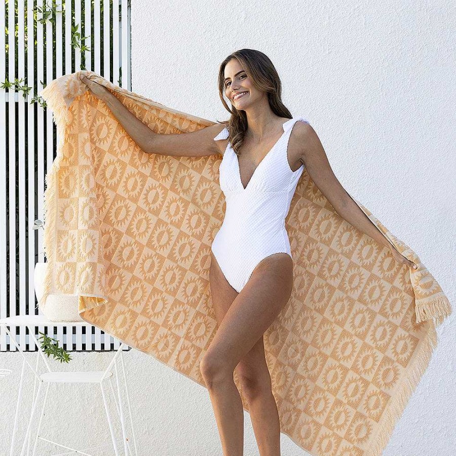 Outdoors Bambury | Sola Beach Towel - Peach